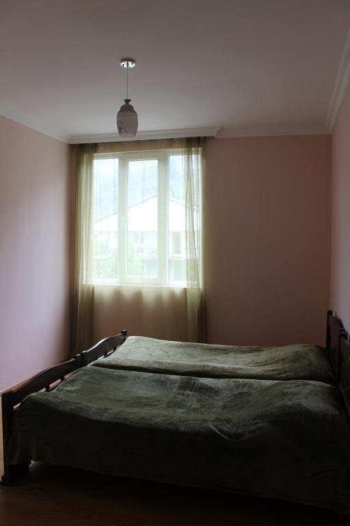 Mariana'S Guest House Mestia Esterno foto